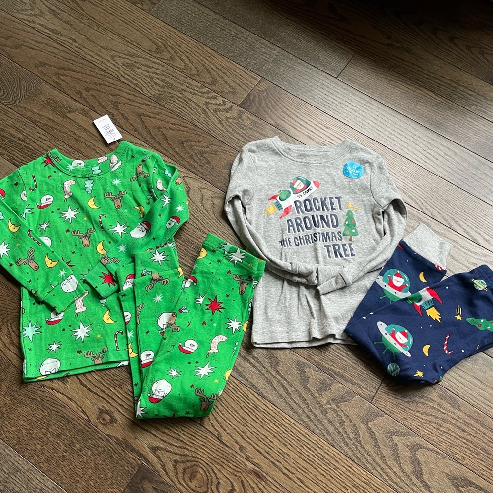 Two Pairs of Christmas Pajamas | 2T | Gap & Carters